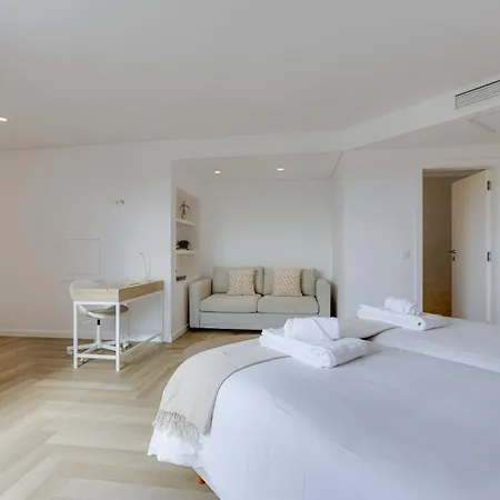 Sunset - Luxury With Superb Pool And Great Views *