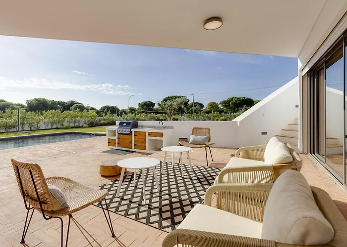 Villa Sunset - Luxury With Superb Pool And Great Views Distrikt Faro